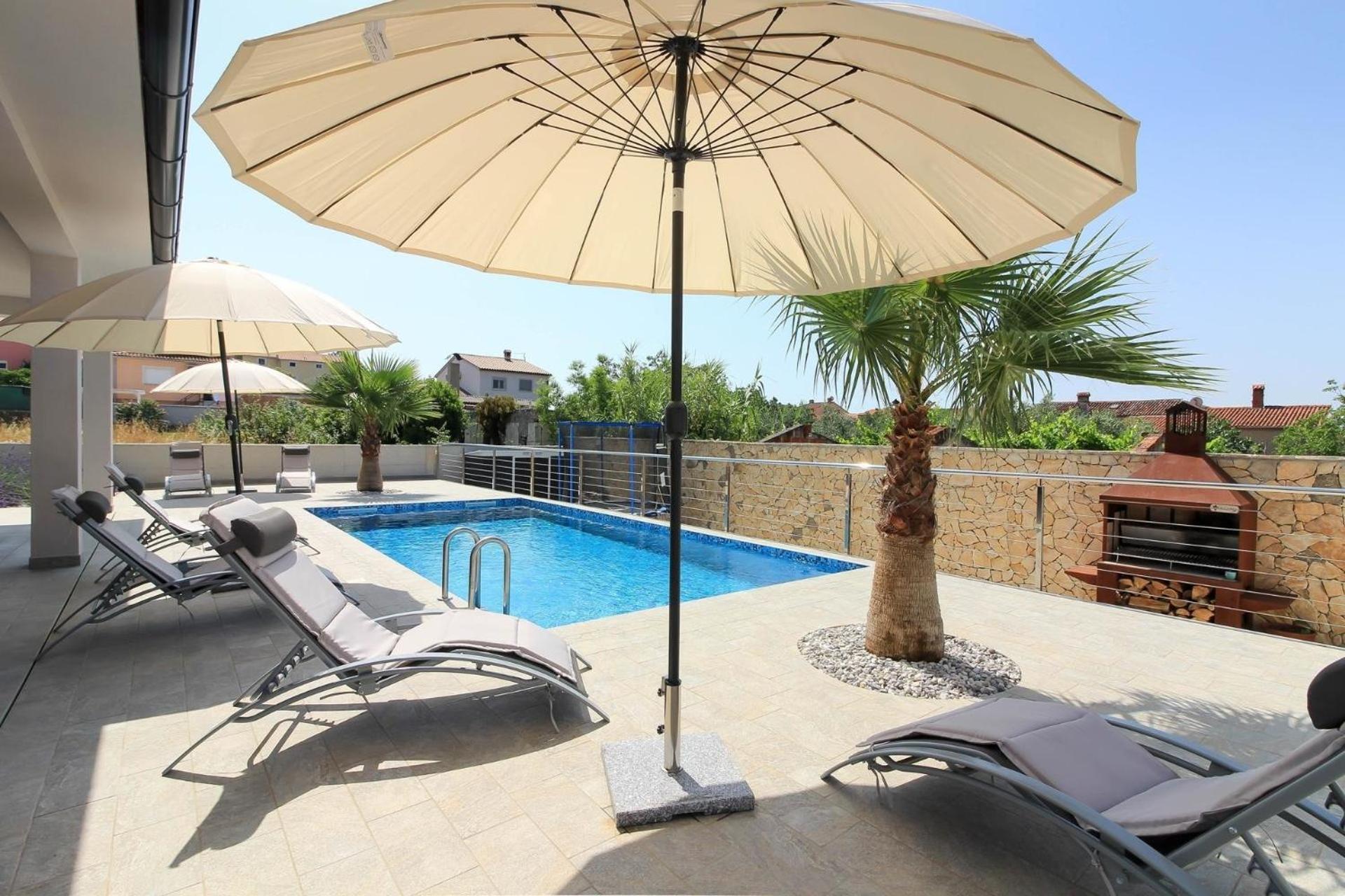 Mit Privatpool Fuer 8 Personen Ca 170 Qm In Pula, Istrien Istrische Riviera