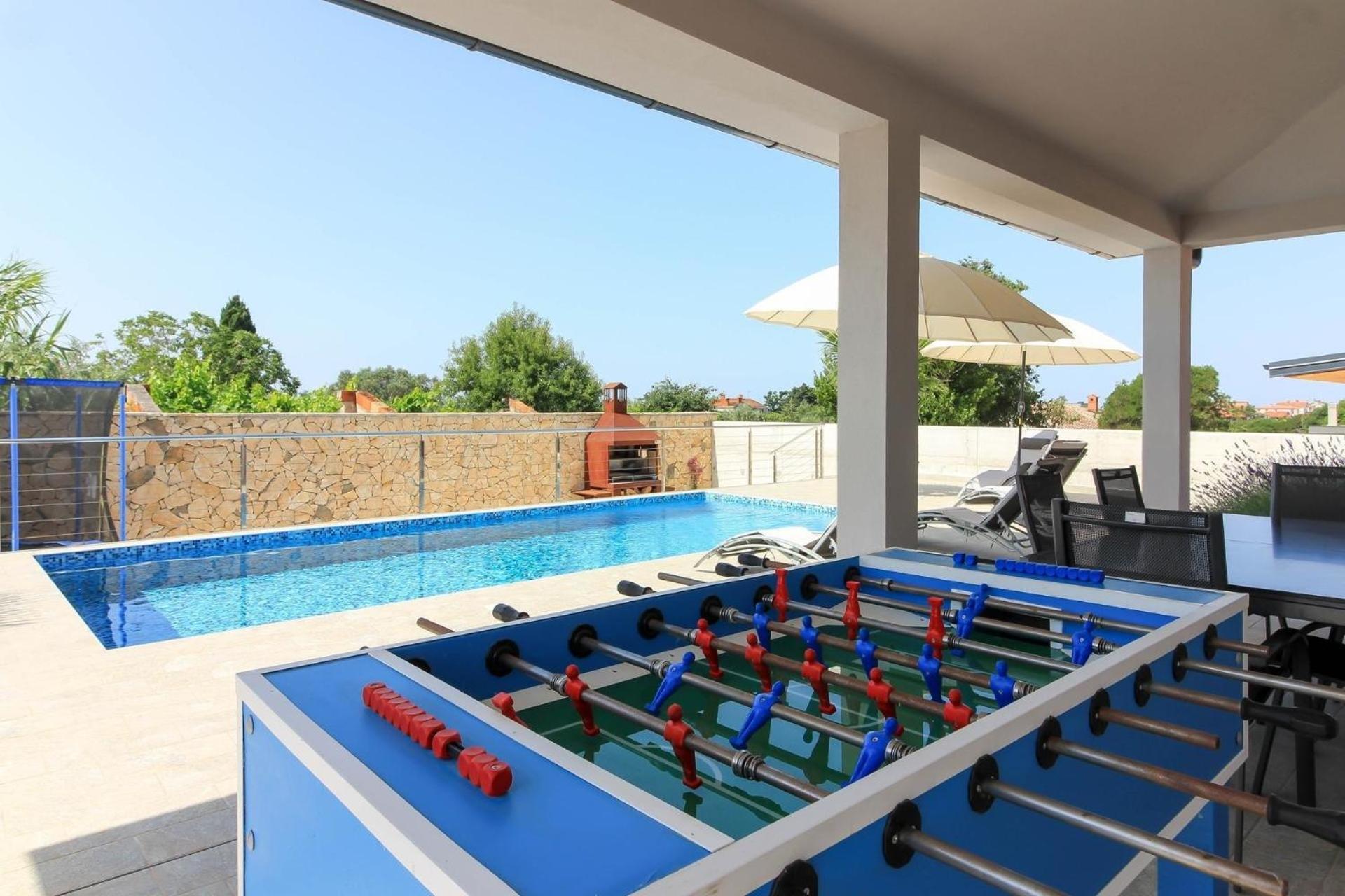 Mit Privatpool Fuer 8 Personen Ca 170 Qm In Pula, Istrien Istrische Riviera Vikendica *