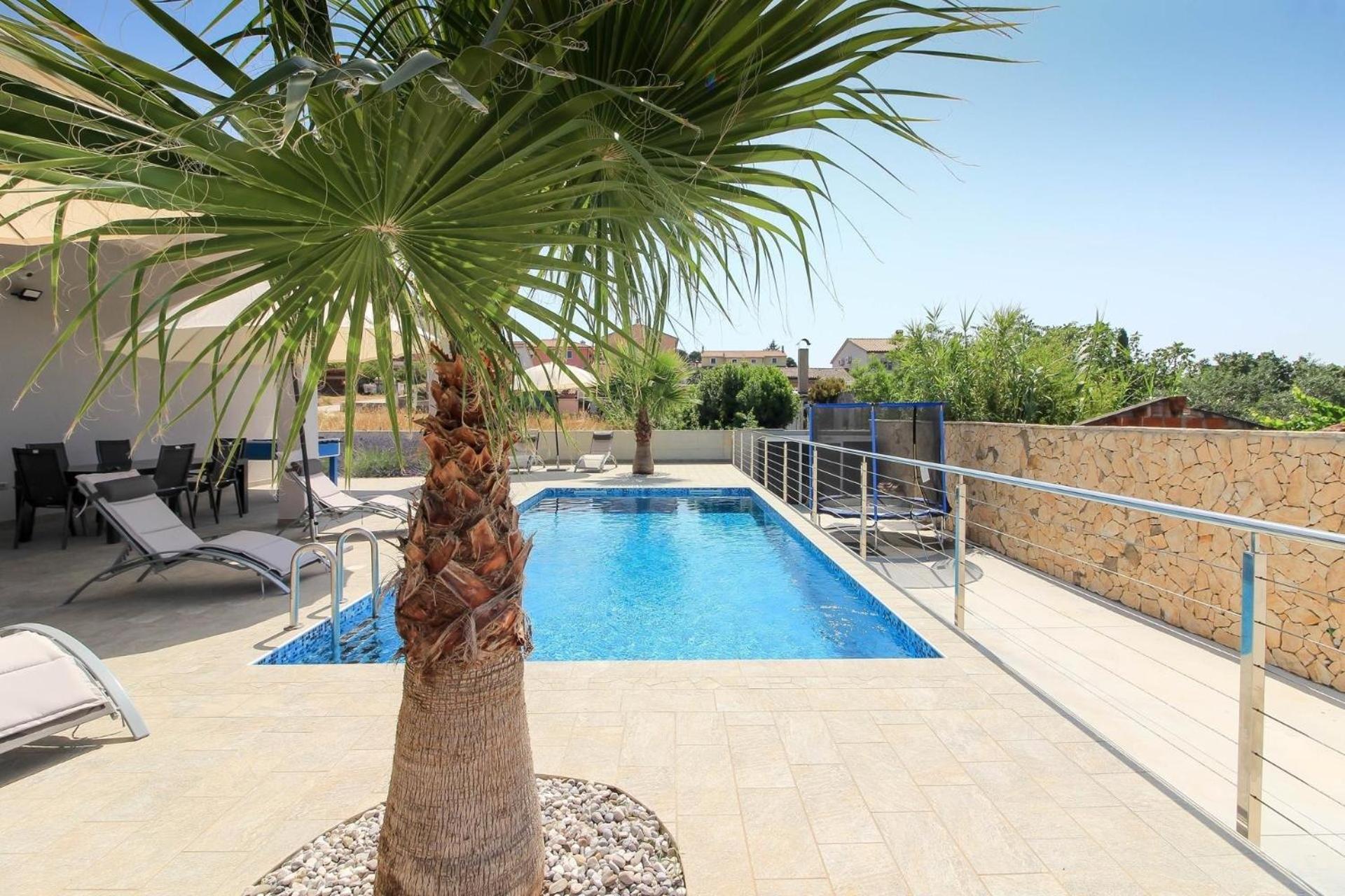 Mit Privatpool Fuer 8 Personen Ca 170 Qm In Pula, Istrien Istrische Riviera Vikendica