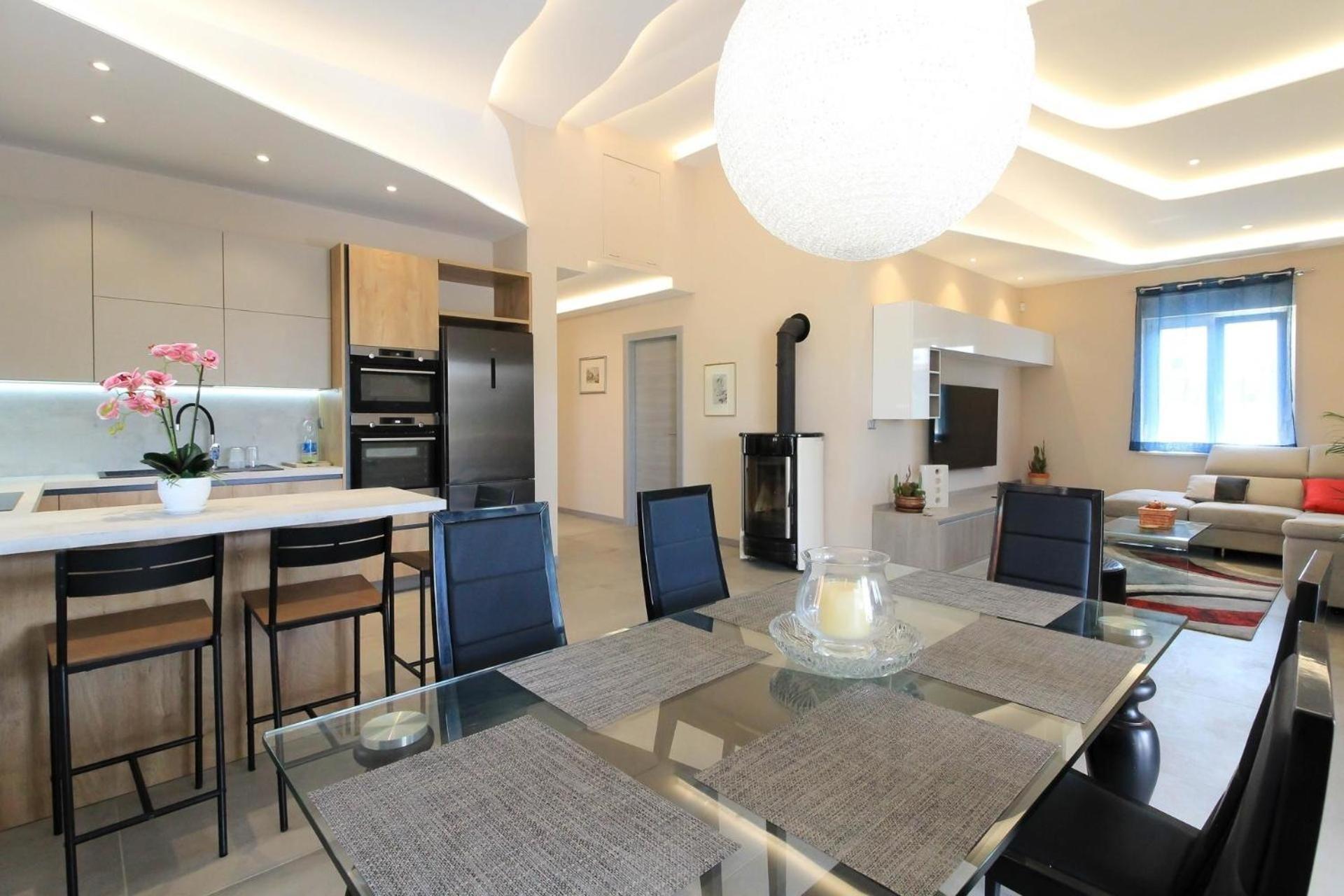 Casa vacanze Mit Privatpool Fuer 8 Personen Ca 170 Qm In Pula, Istrien Istrische Riviera *